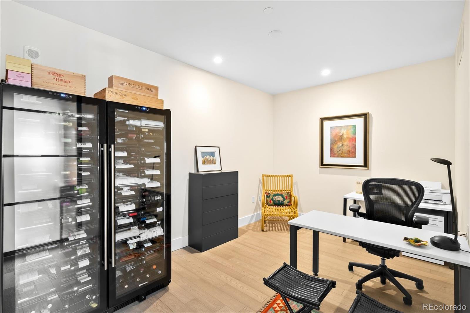 MLS Image #13 for 155  steele street 1017,denver, Colorado