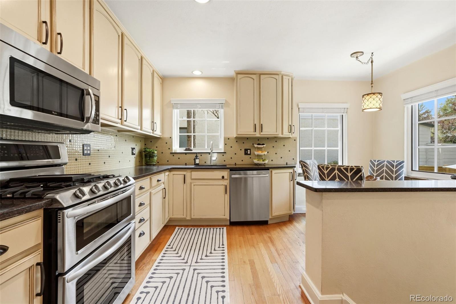 MLS Image #10 for 439  eudora street,denver, Colorado