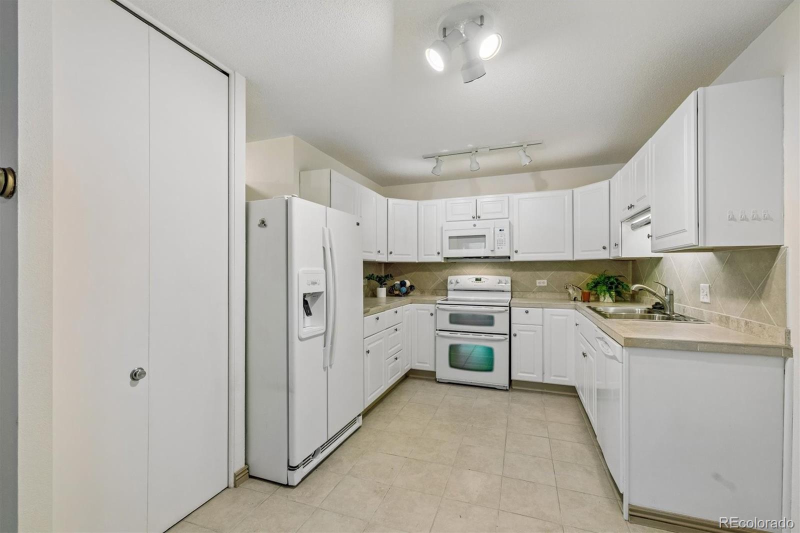 MLS Image #1 for 745 s alton way 2a,denver, Colorado