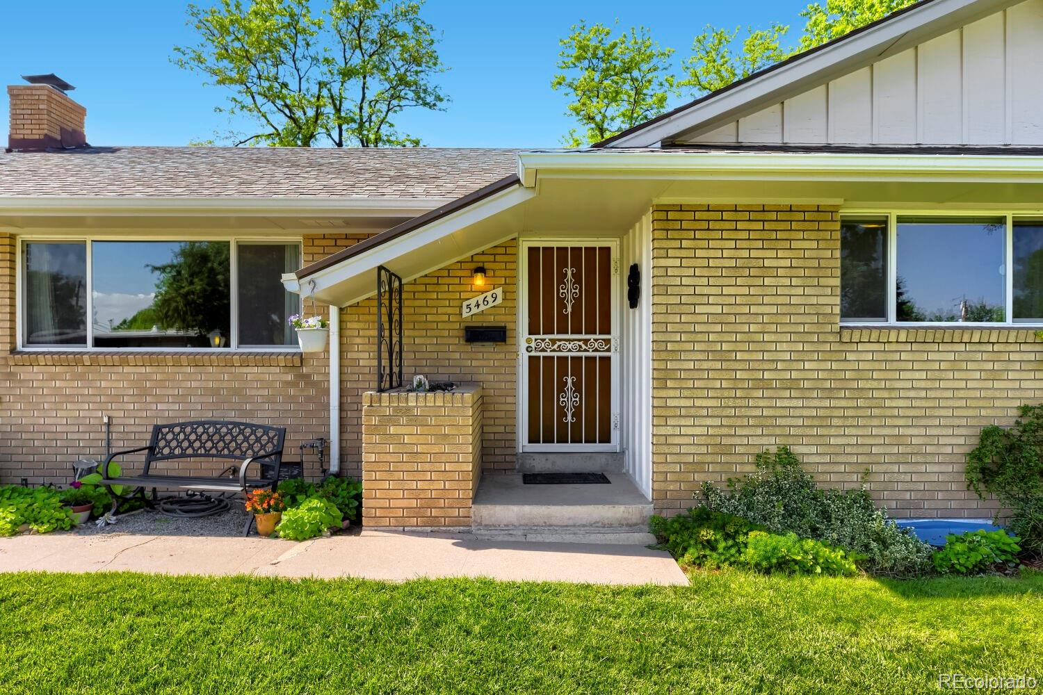 MLS Image #1 for 5469 s huron way,littleton, Colorado