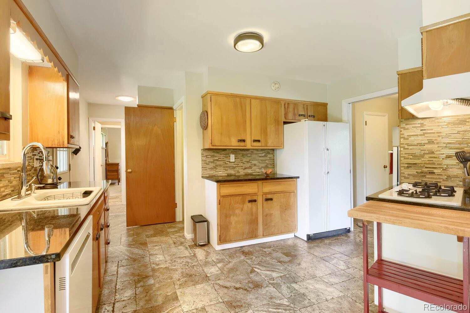 MLS Image #4 for 5469 s huron way,littleton, Colorado