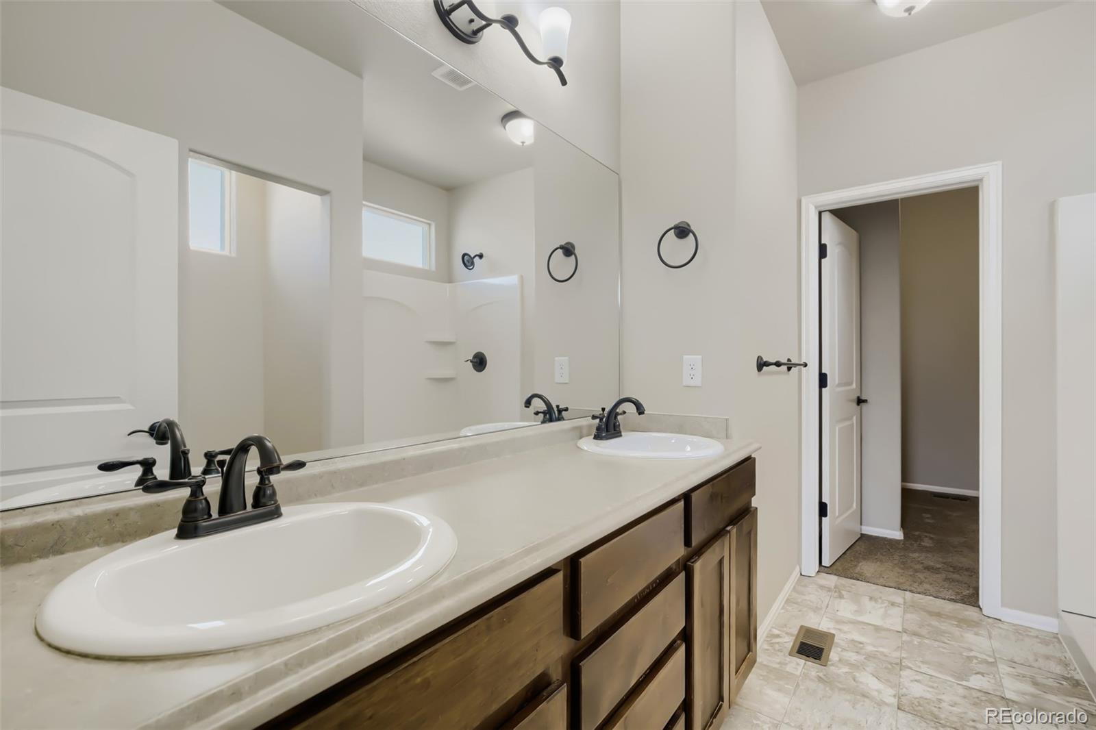 MLS Image #17 for 1577  first light drive,windsor, Colorado