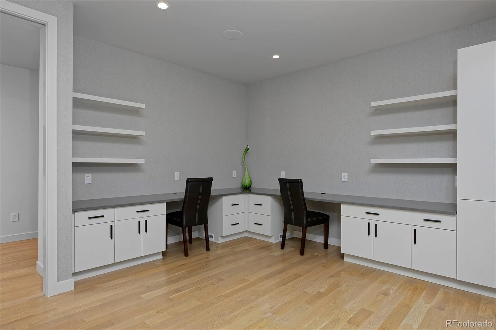 MLS Image #15 for 2800 s university boulevard,denver, Colorado