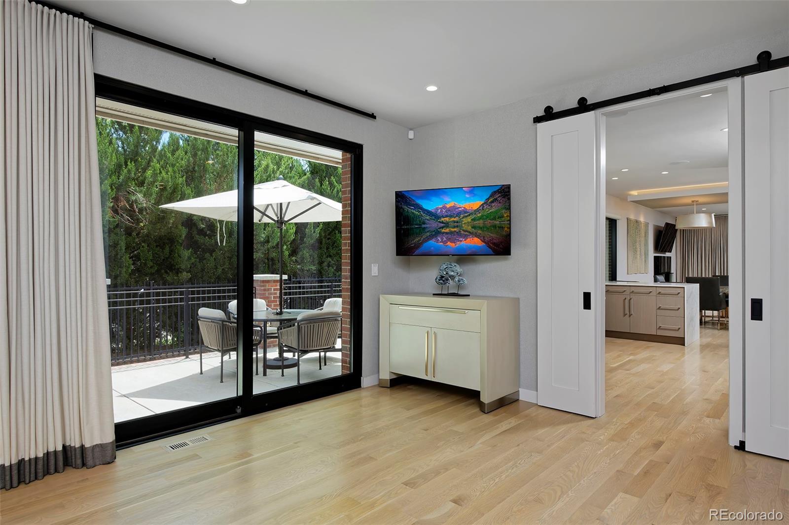 MLS Image #16 for 2800 s university boulevard,denver, Colorado
