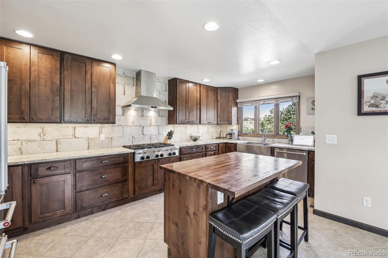 MLS Image #3 for 8394  crestview drive,parker, Colorado