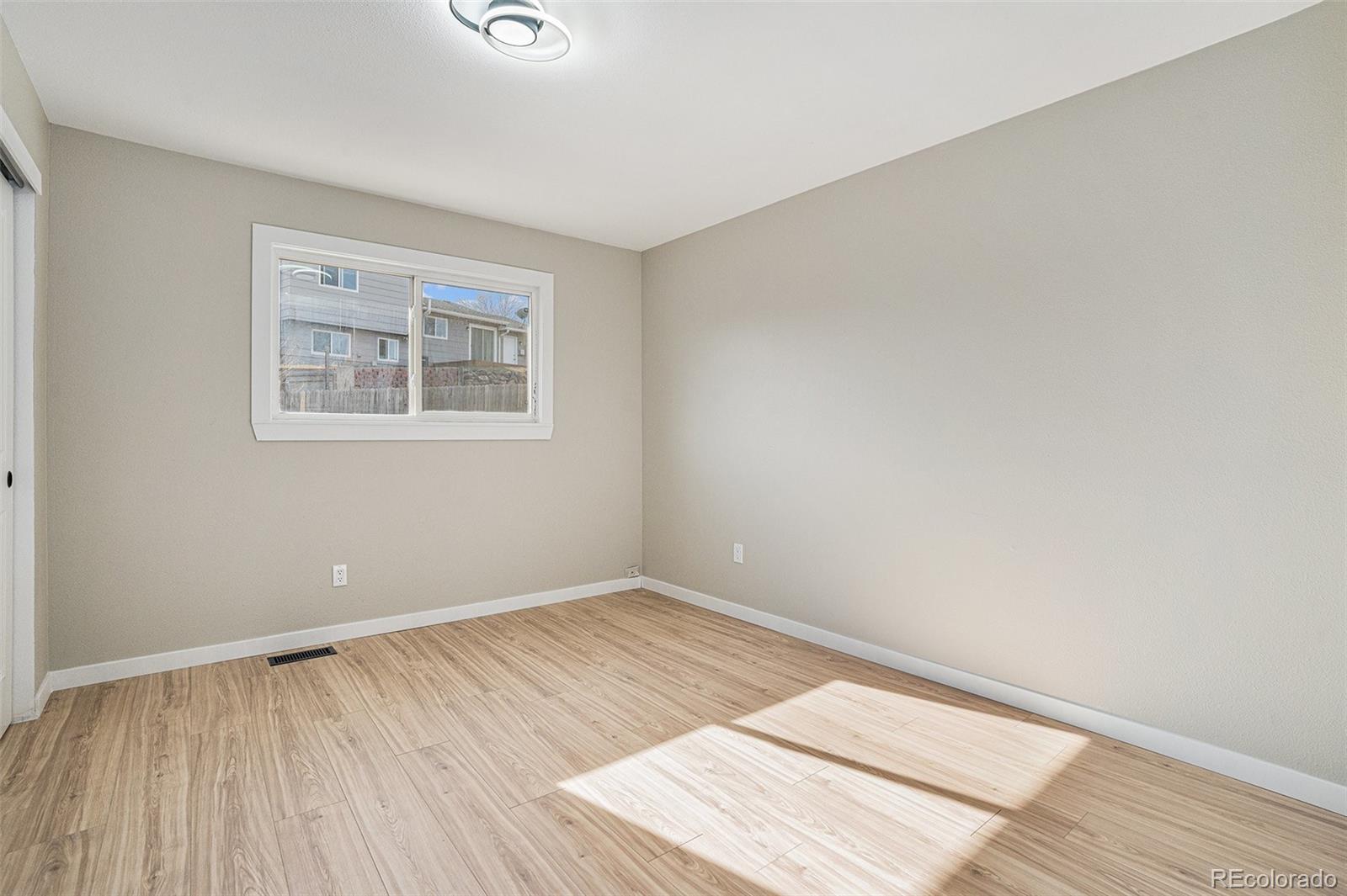 MLS Image #14 for 2684 e 97th avenue,thornton, Colorado