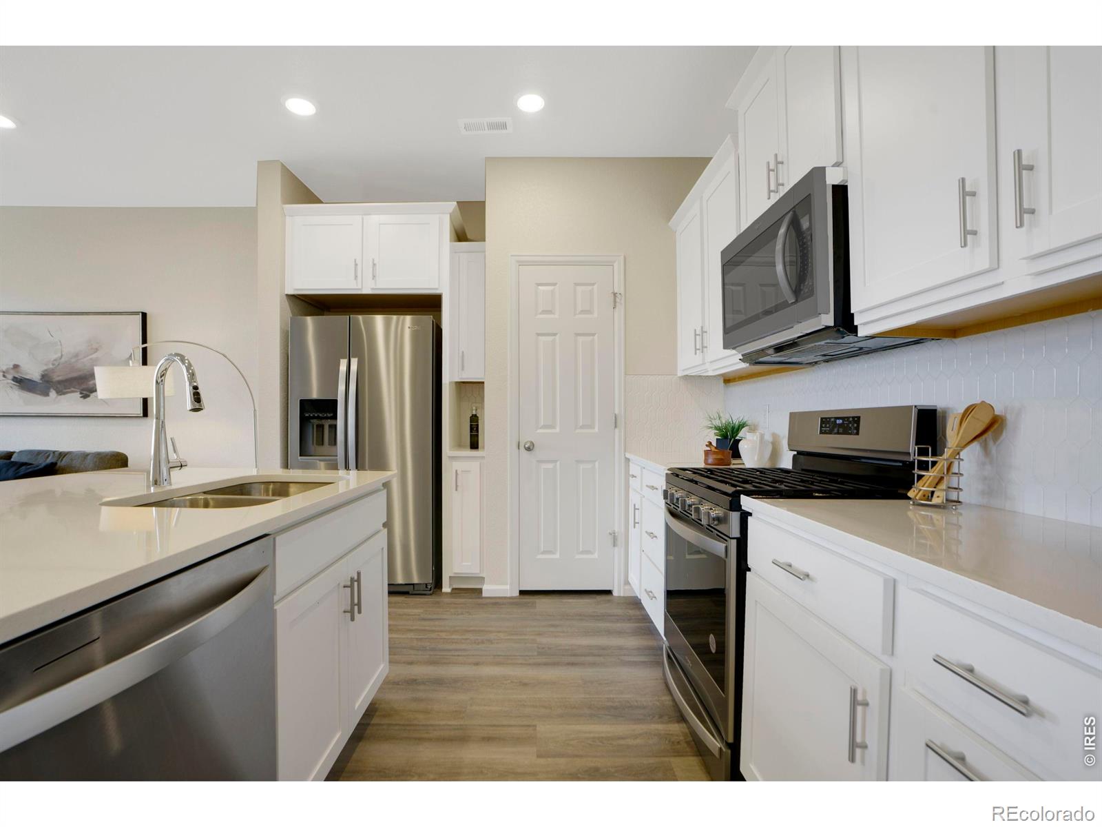MLS Image #13 for 13838  vispo way ,broomfield, Colorado