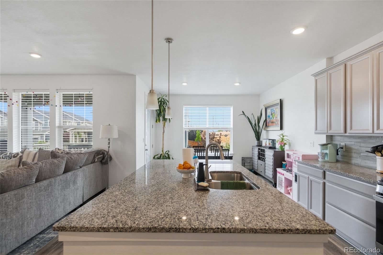 MLS Image #11 for 9580  sedalia street,commerce city, Colorado
