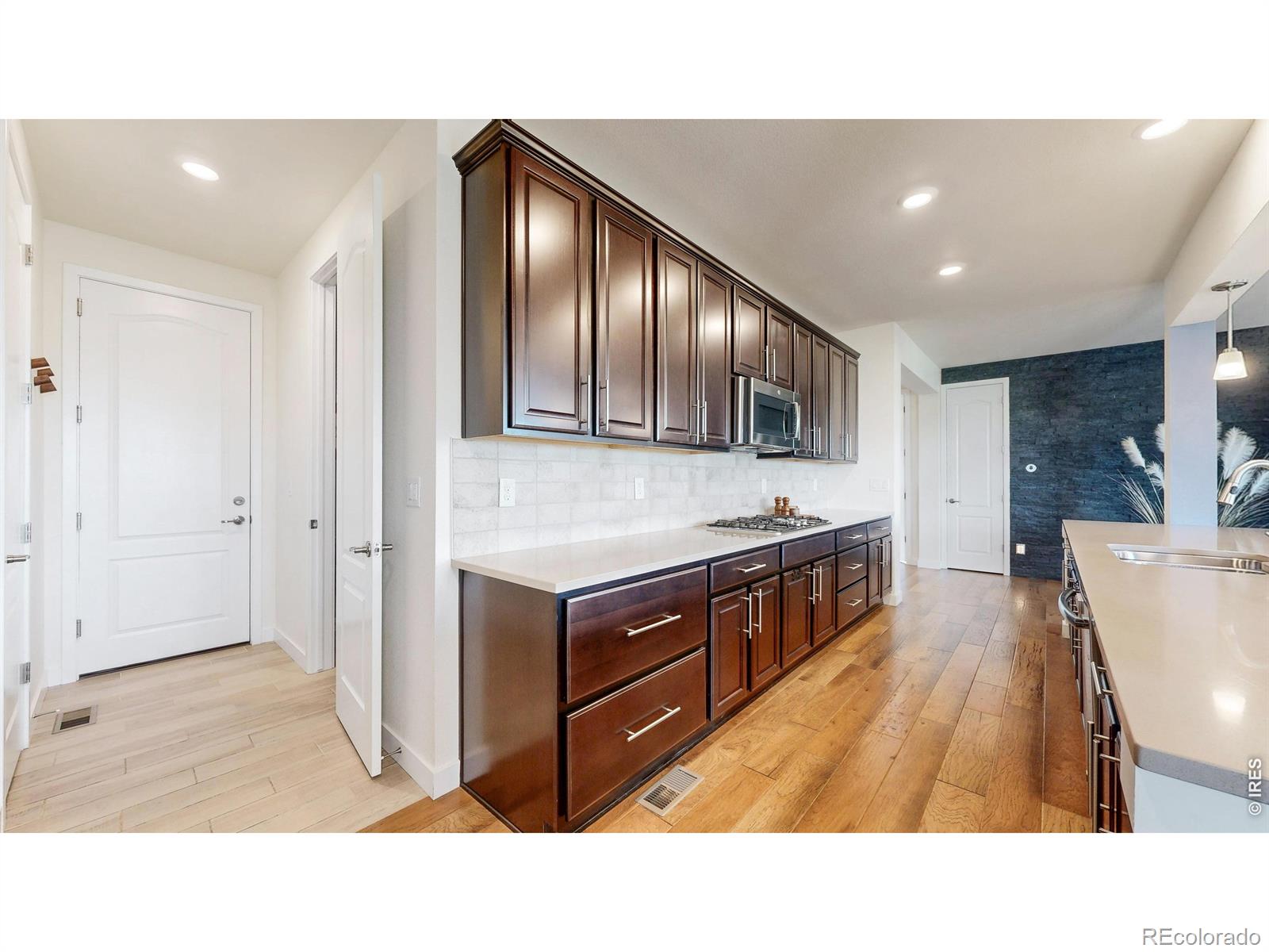 MLS Image #3 for 2840  fractus street,timnath, Colorado