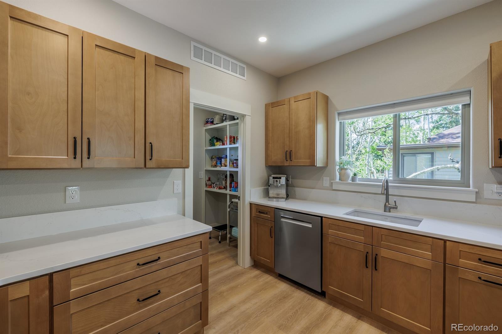 MLS Image #14 for 107  placer street,cripple creek, Colorado