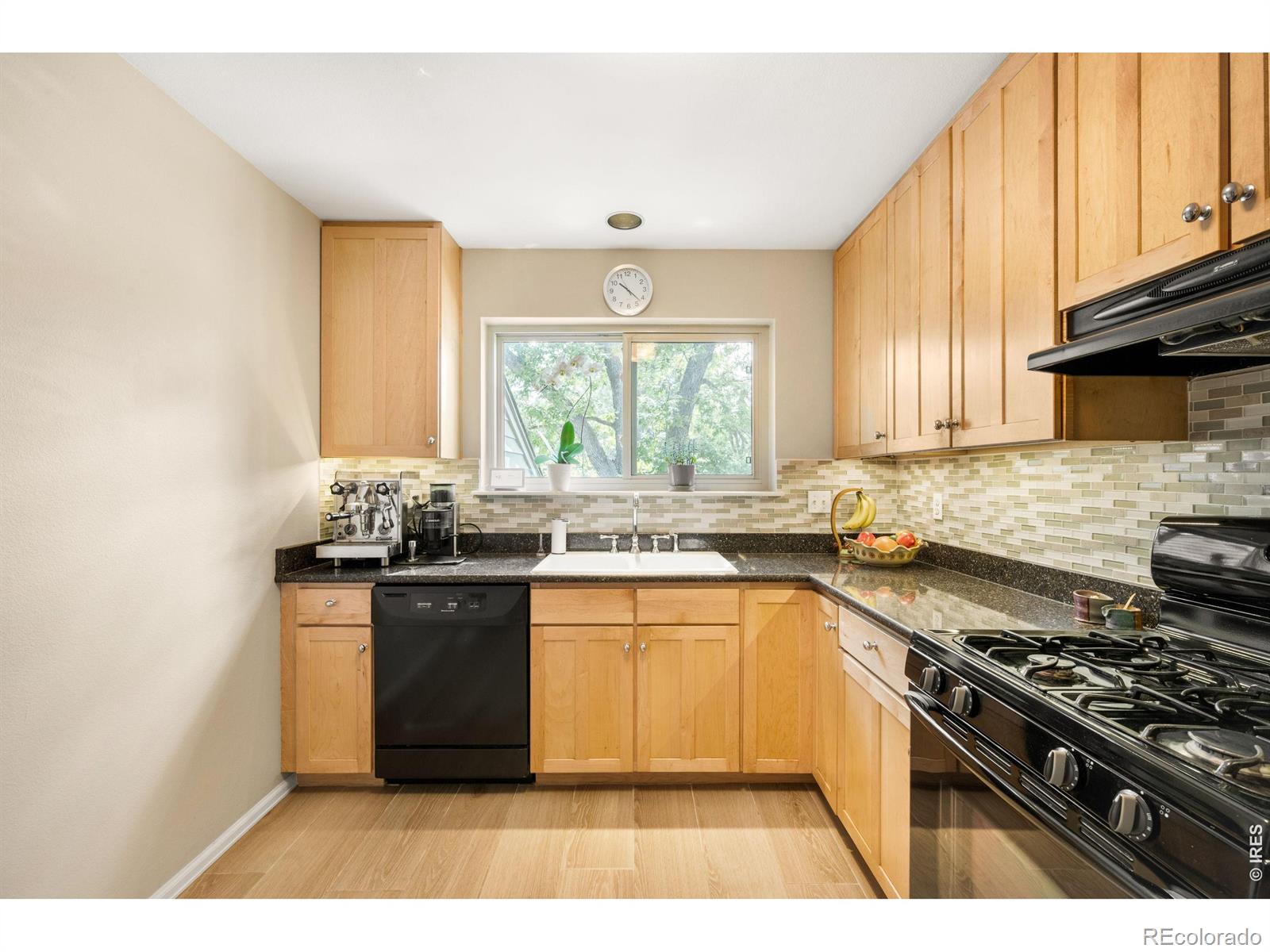 MLS Image #11 for 77  genesee court,boulder, Colorado
