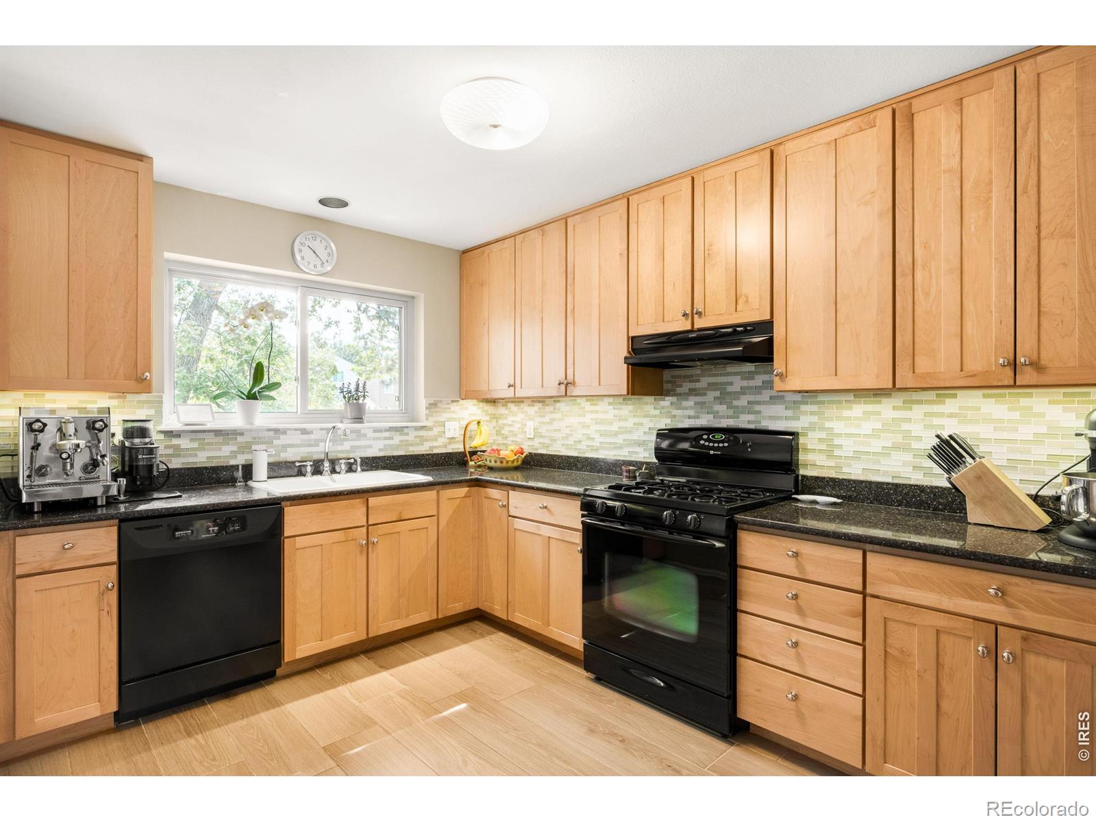 MLS Image #14 for 77  genesee court,boulder, Colorado