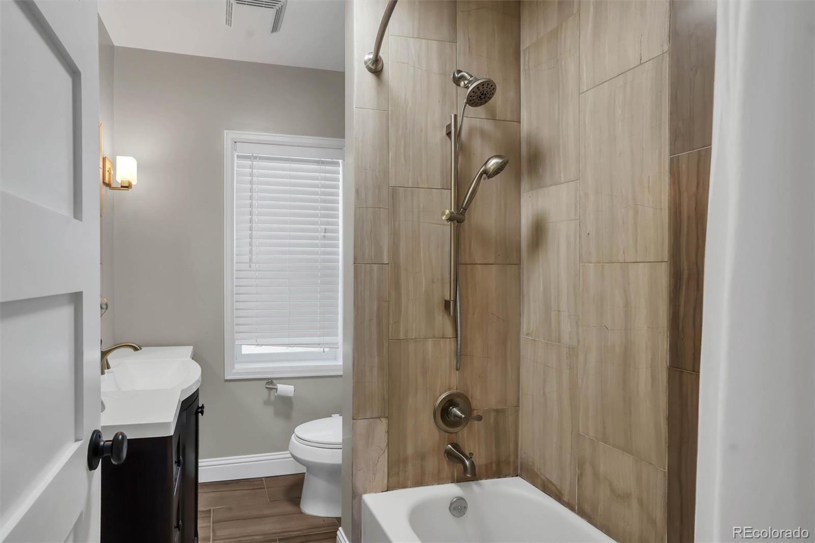 MLS Image #29 for 2226  newton street,denver, Colorado