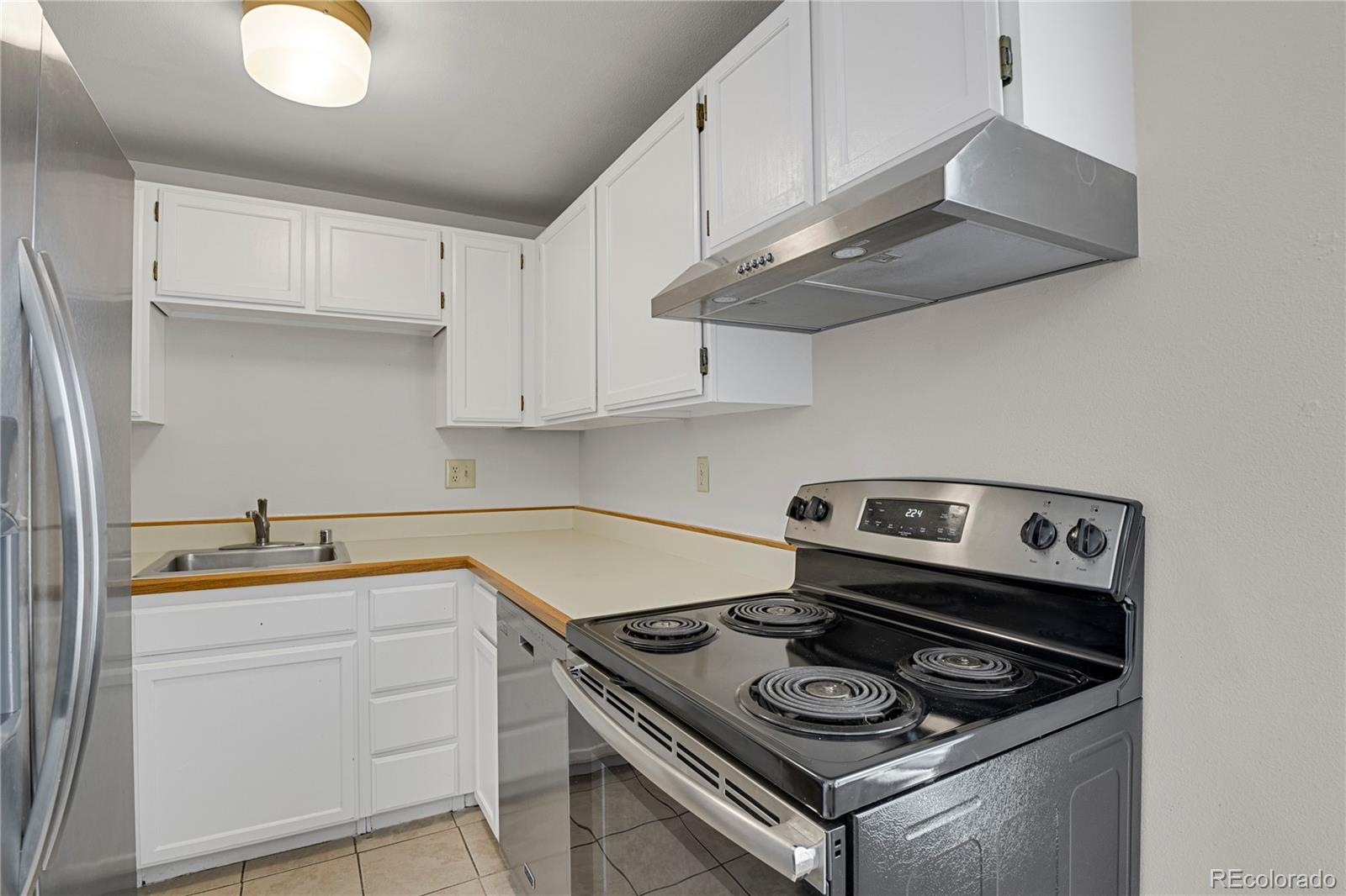 MLS Image #13 for 1513 s ouray circle a,aurora, Colorado