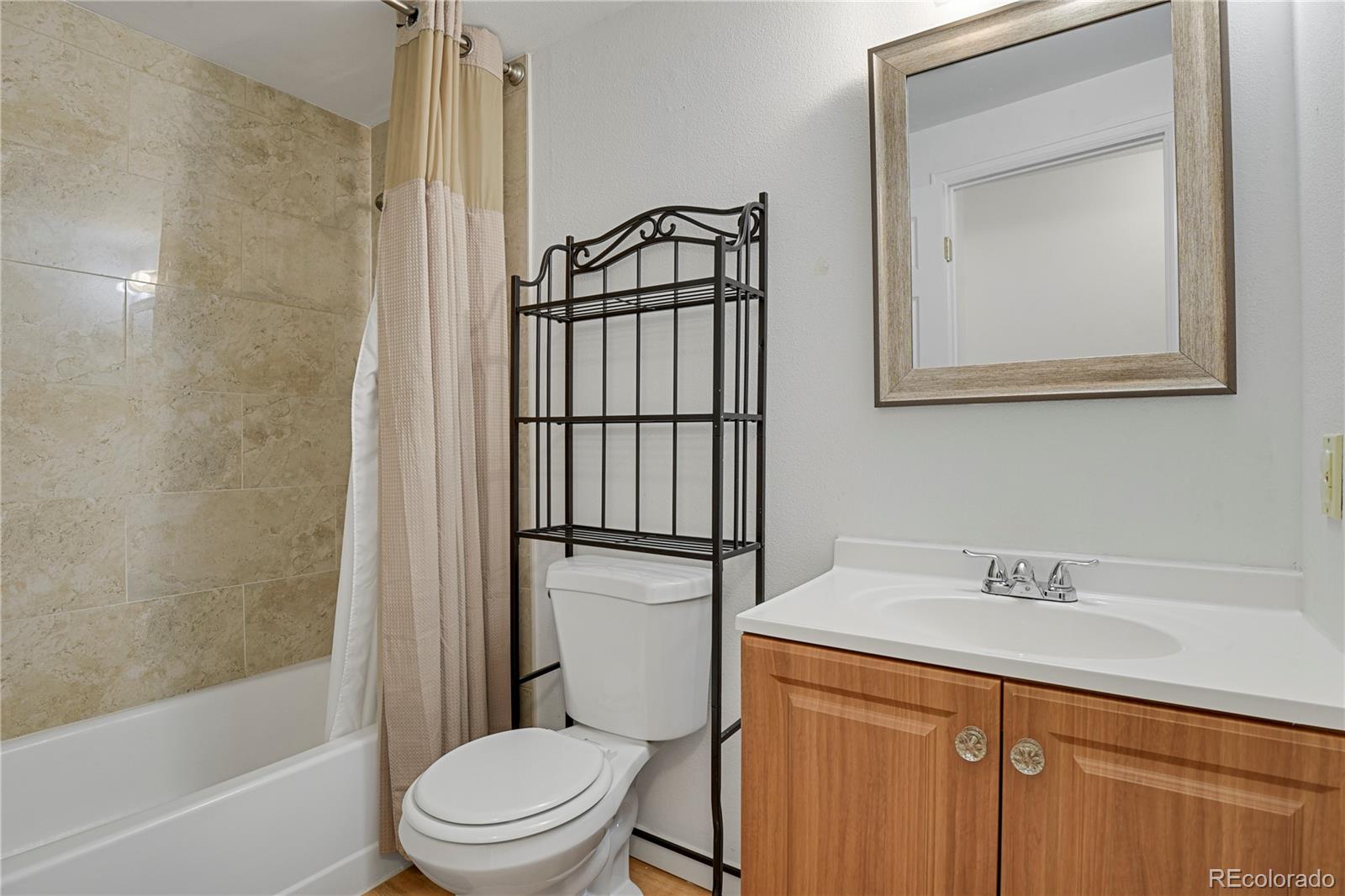 MLS Image #20 for 1513 s ouray circle a,aurora, Colorado
