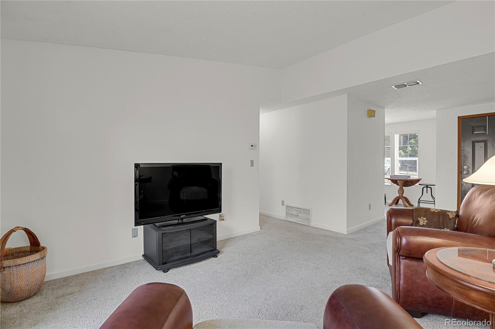MLS Image #7 for 1513 s ouray circle a,aurora, Colorado