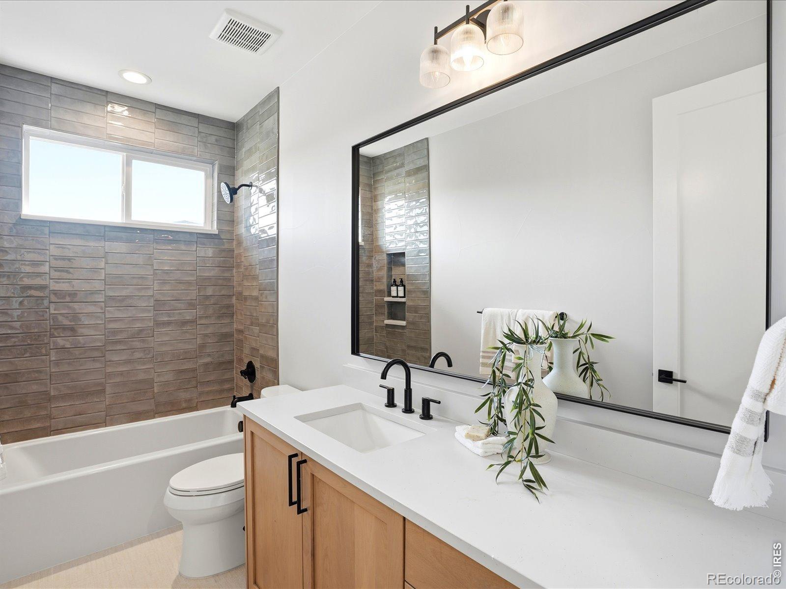 MLS Image #23 for 936  sunflower street,louisville, Colorado