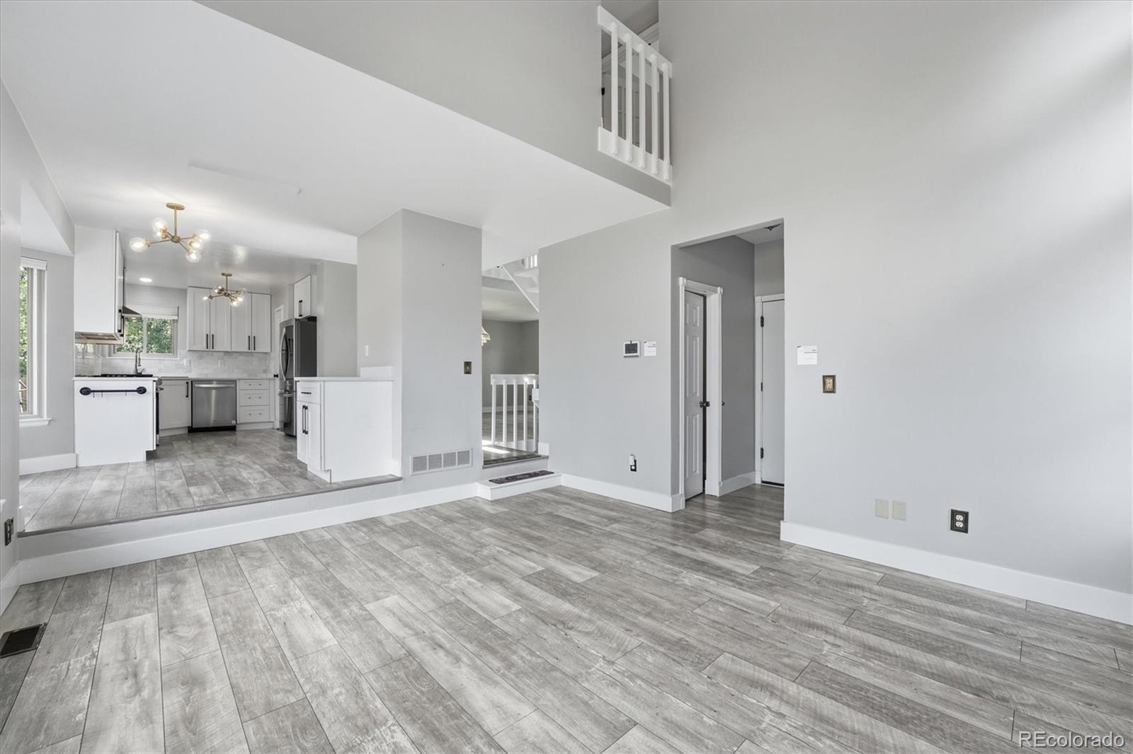 MLS Image #13 for 11585  clayton court,thornton, Colorado