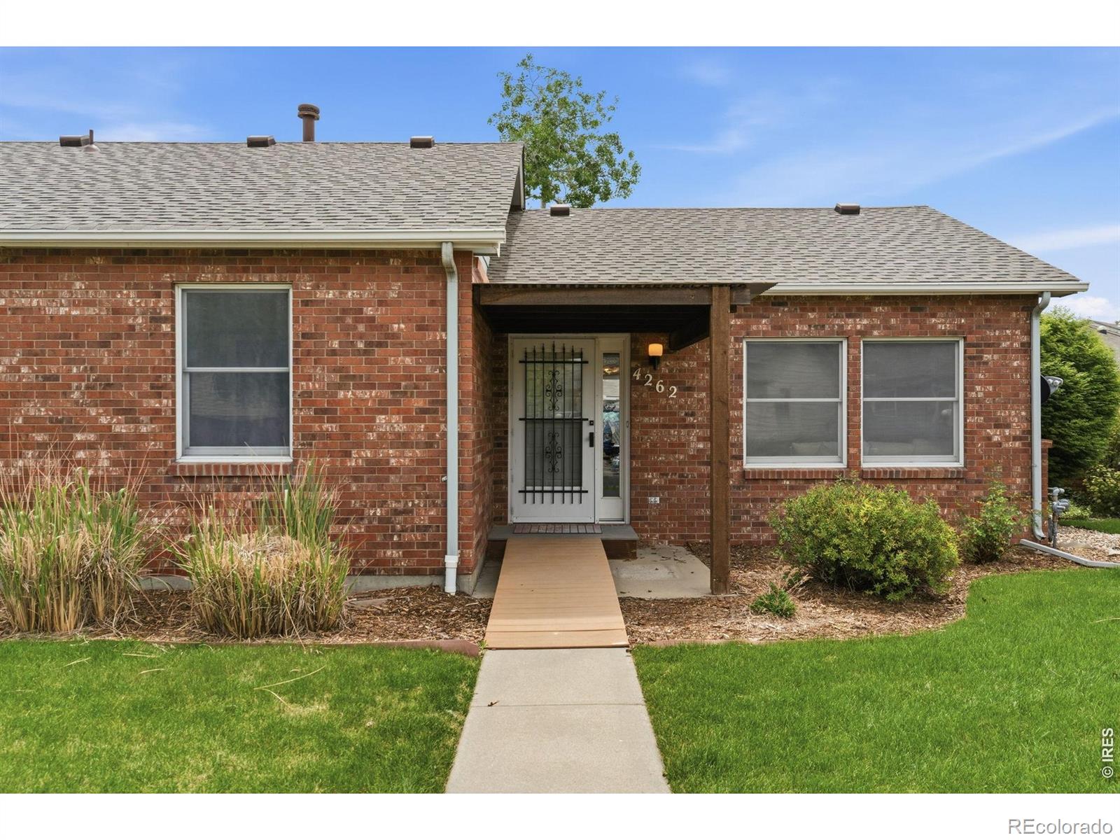 MLS Image #2 for 4262  pin oak drive,loveland, Colorado