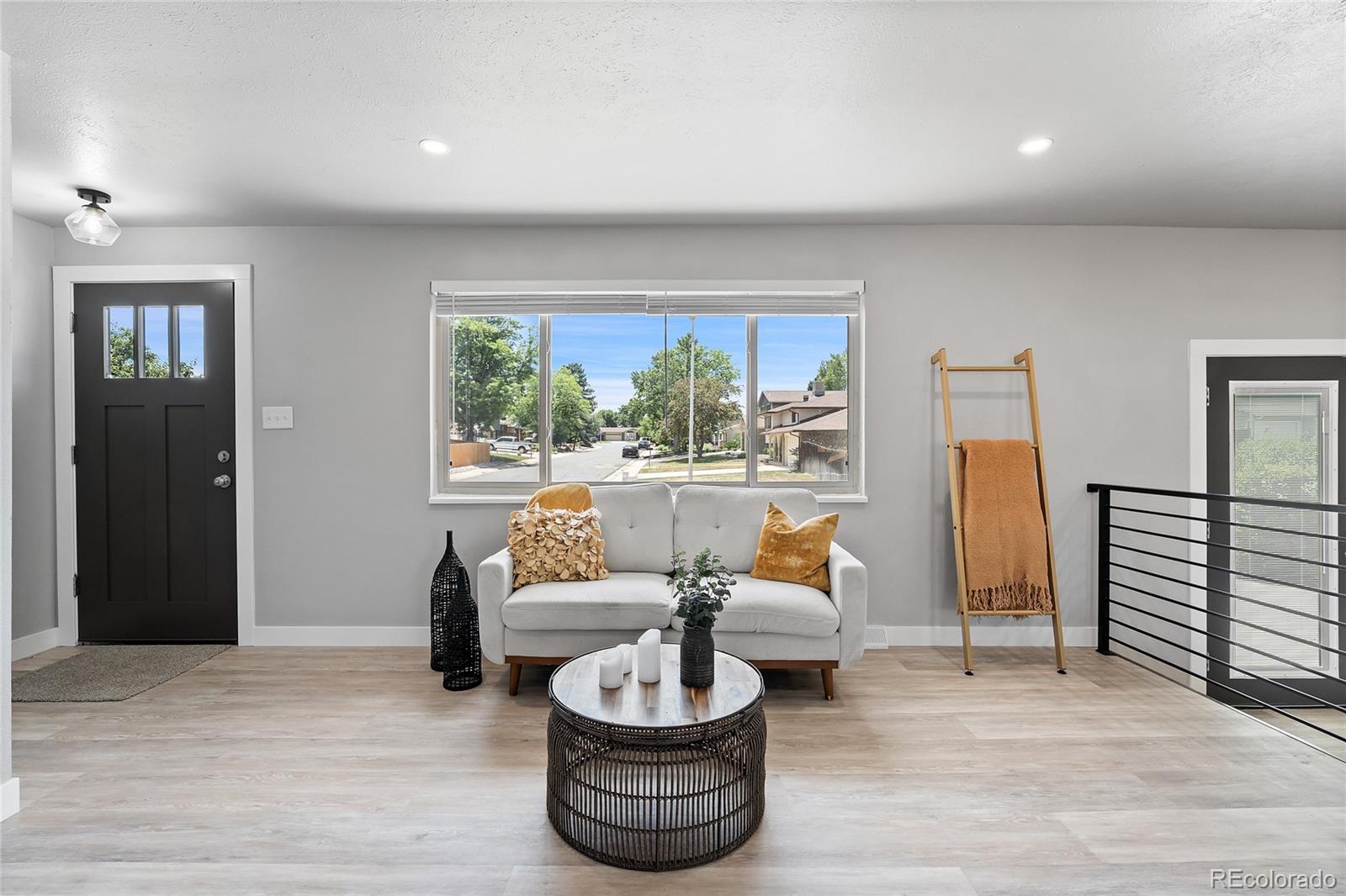 MLS Image #4 for 9457 w arizona avenue,lakewood, Colorado