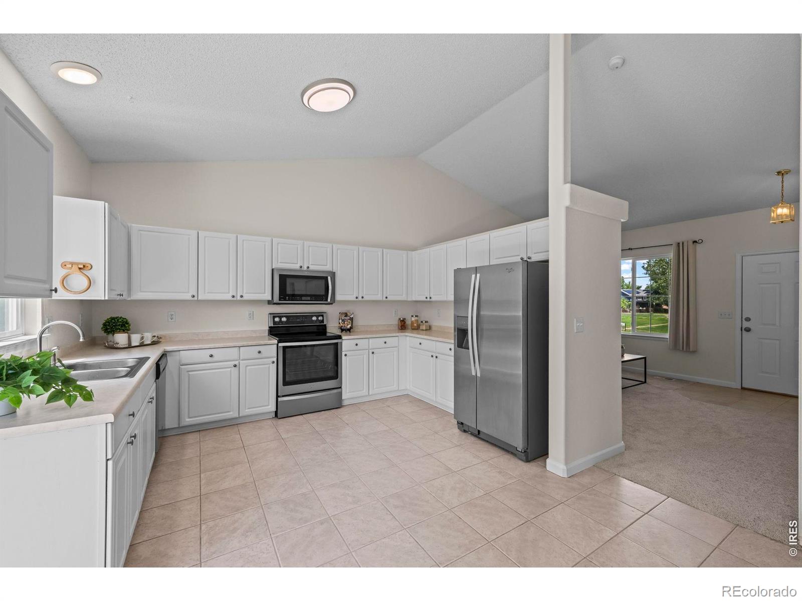 MLS Image #7 for 1461  clover creek drive,longmont, Colorado