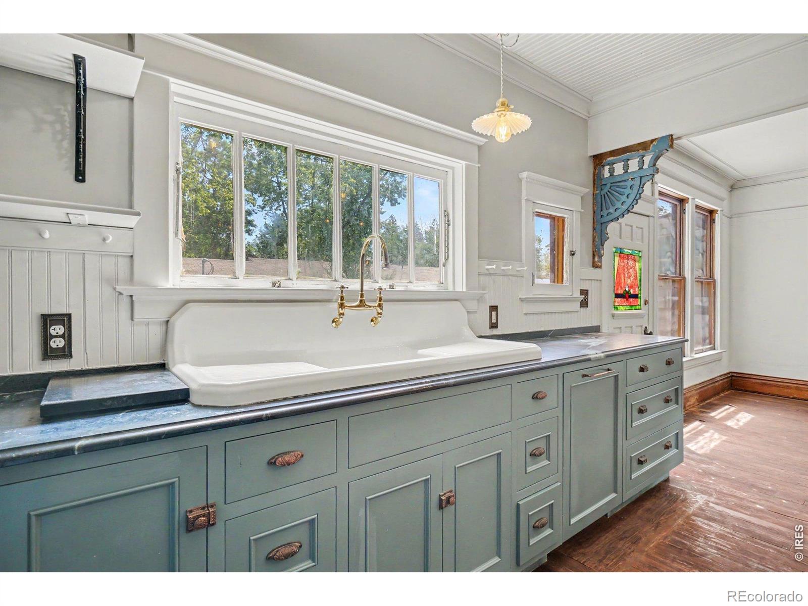 MLS Image #11 for 1308  3rd avenue,longmont, Colorado