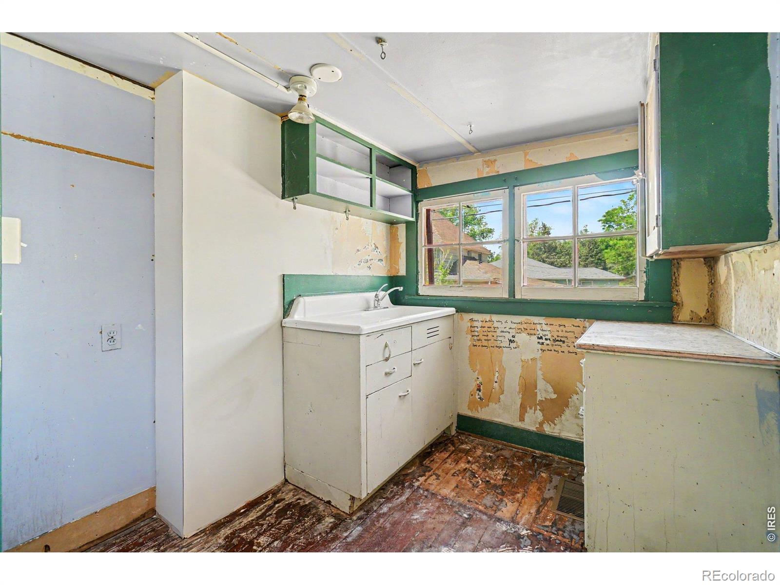 MLS Image #40 for 1308  3rd avenue,longmont, Colorado