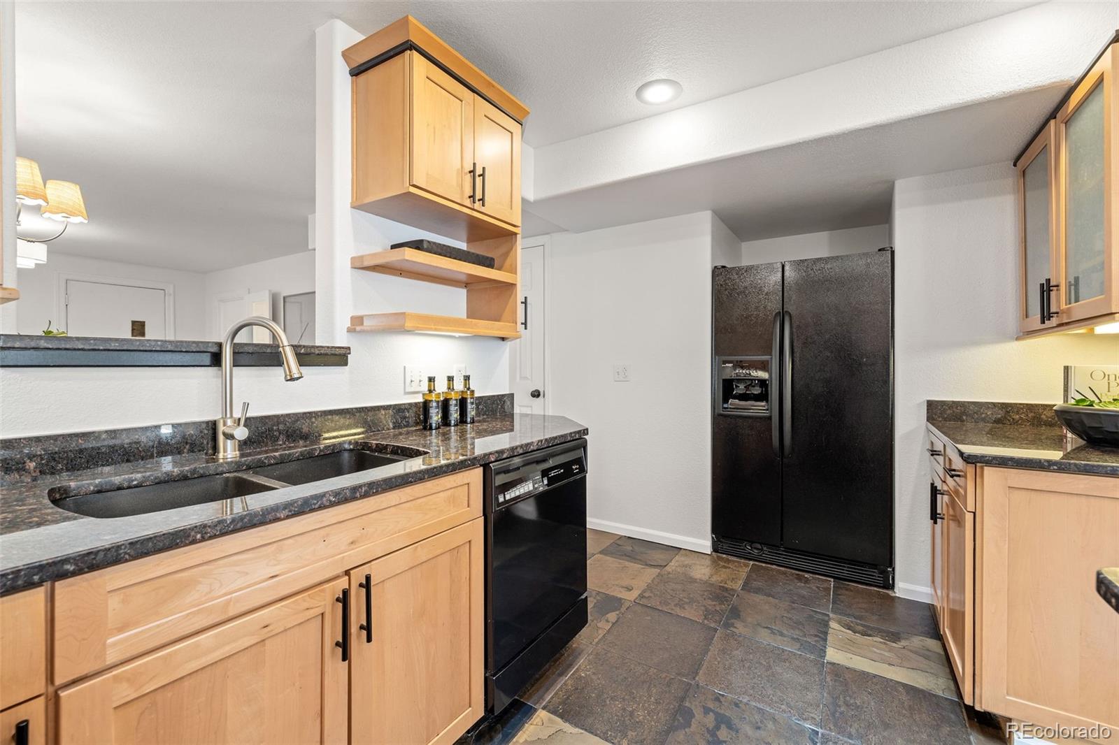 MLS Image #15 for 1434  milwaukee street,denver, Colorado