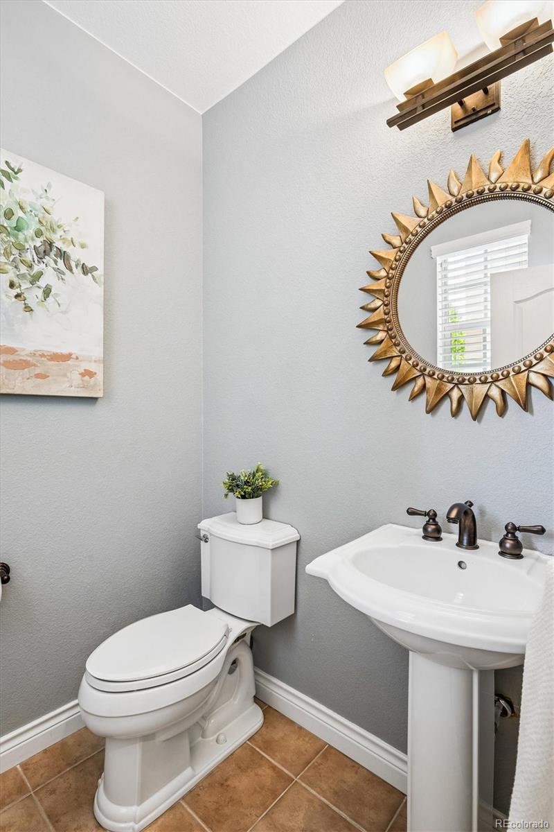 MLS Image #17 for 8663 e 29th place ,denver, Colorado