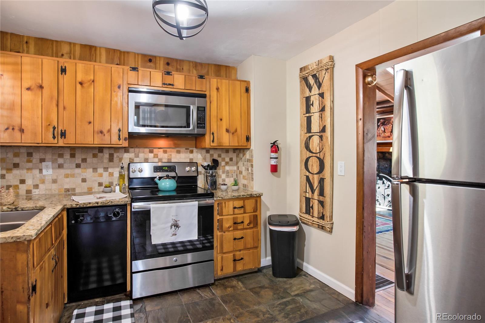 MLS Image #19 for 9850  mohawk trail,cascade, Colorado