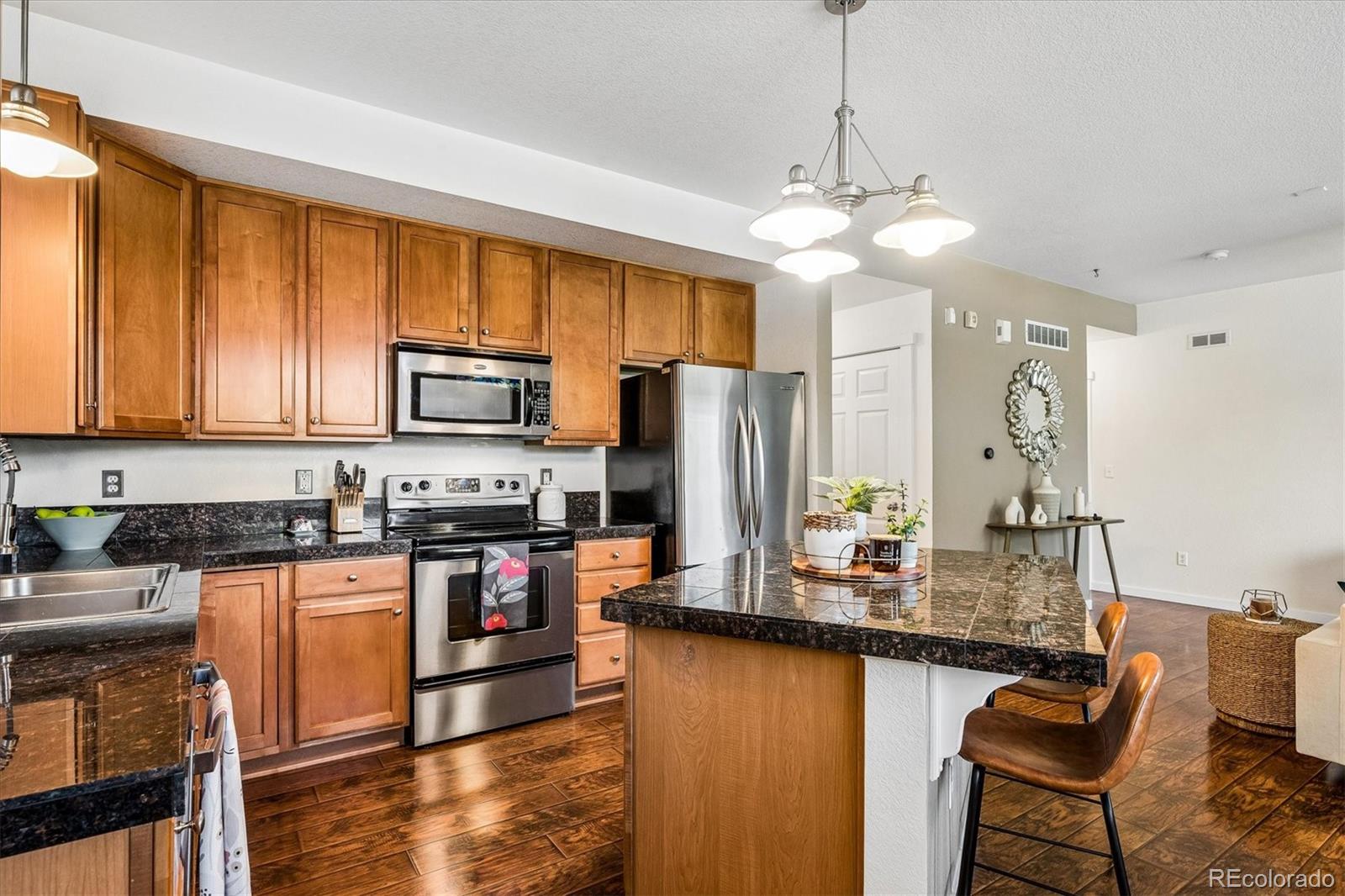 MLS Image #10 for 10321 e 26th avenue ,denver, Colorado