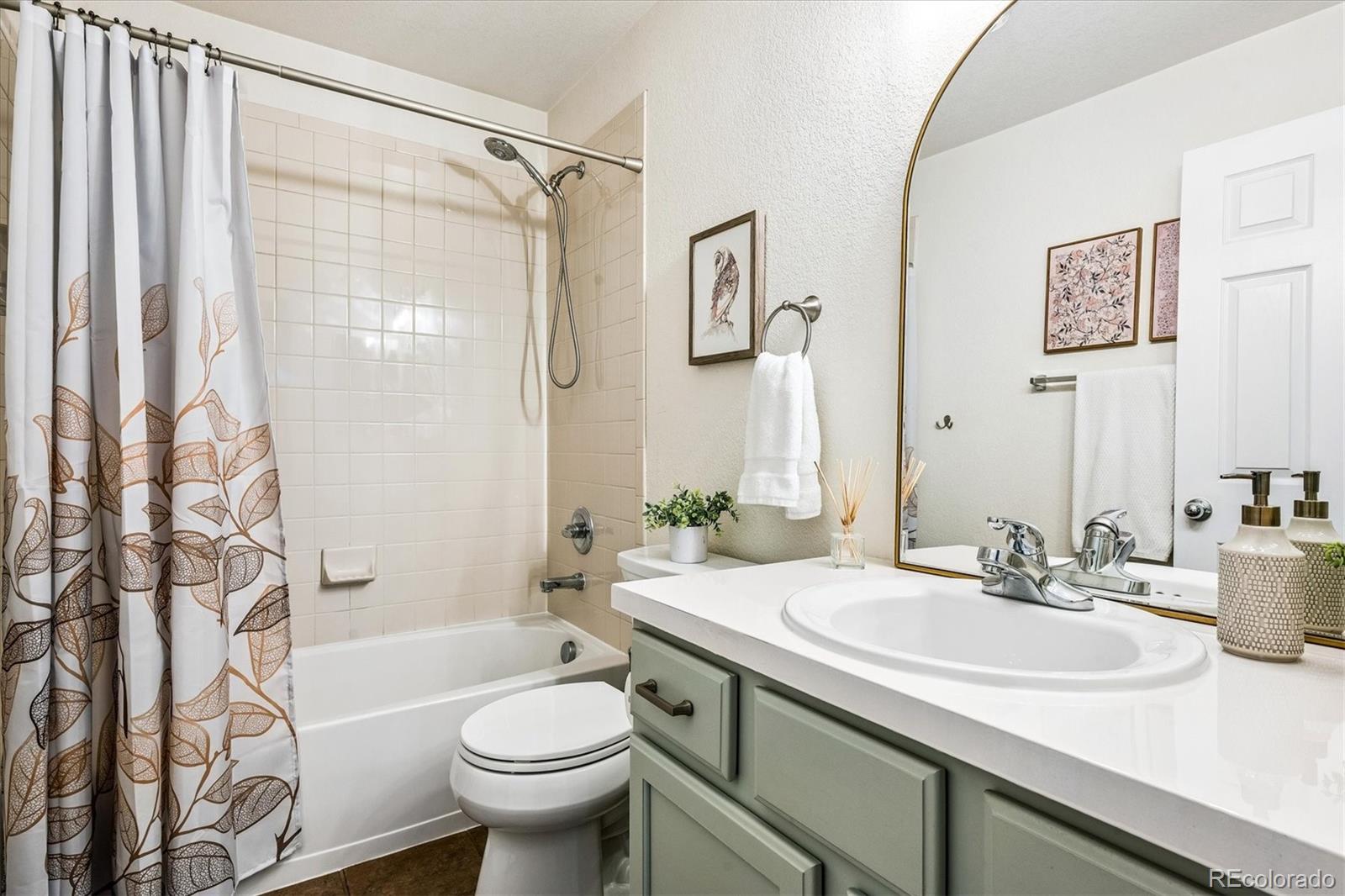MLS Image #21 for 10321 e 26th avenue ,denver, Colorado