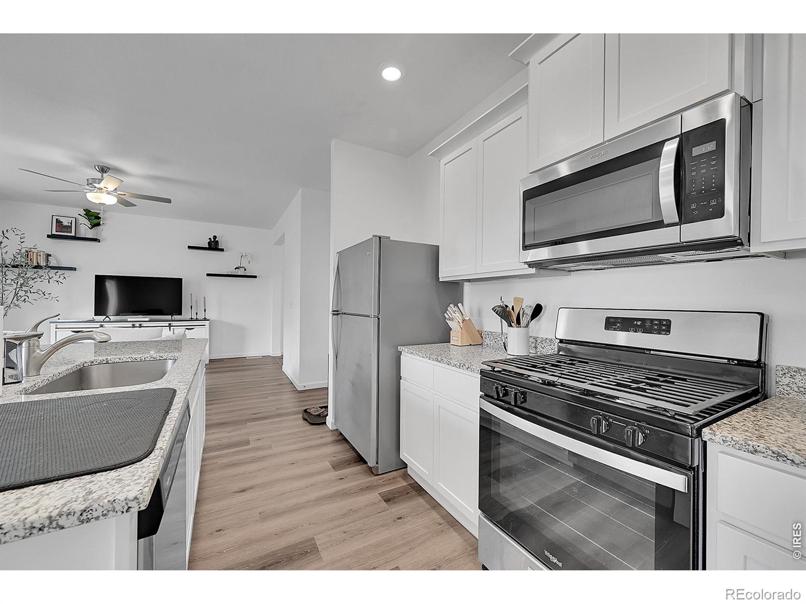 MLS Image #15 for 7411 e big thompson circle,frederick, Colorado