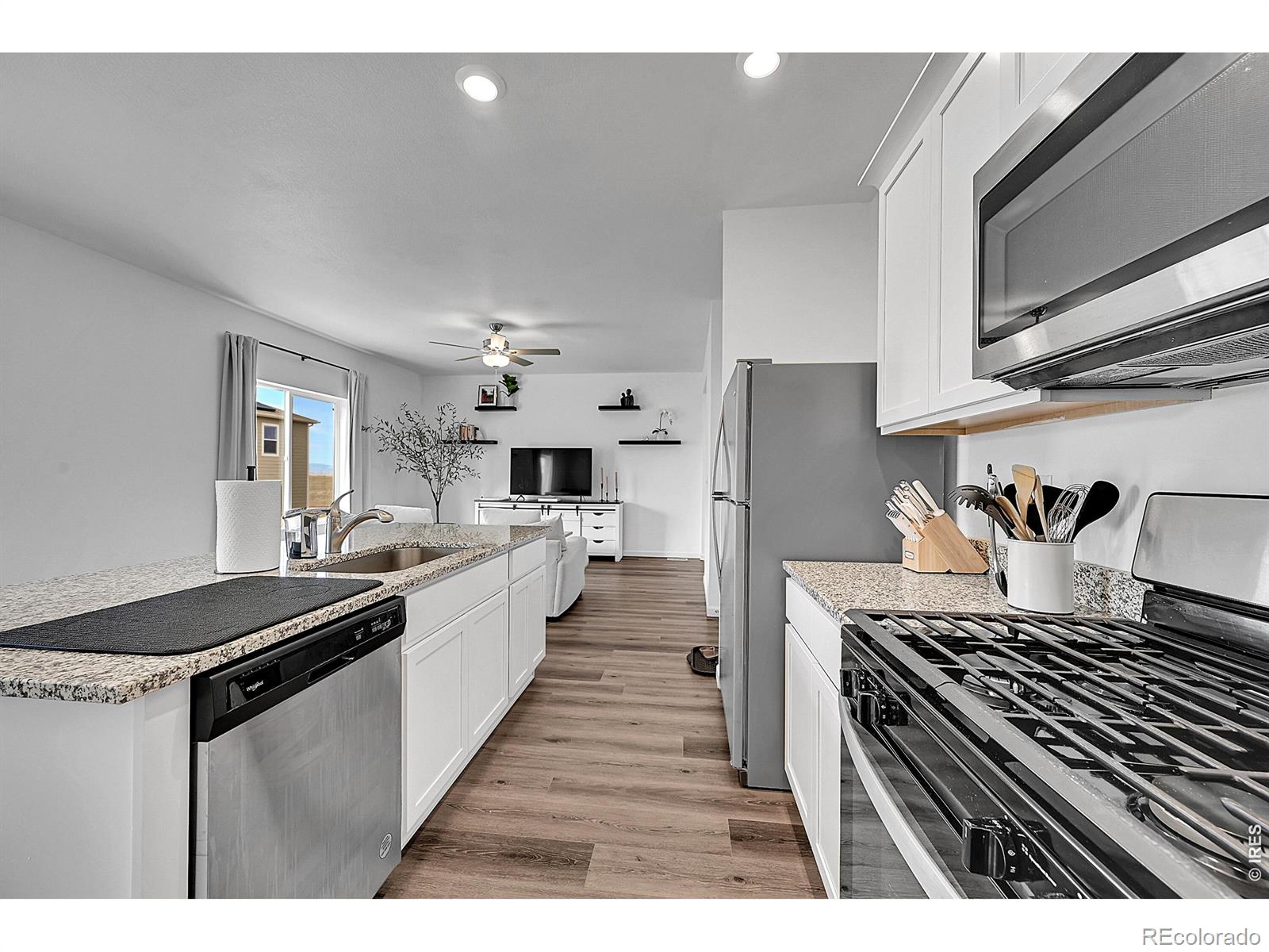 MLS Image #17 for 7411 e big thompson circle,frederick, Colorado