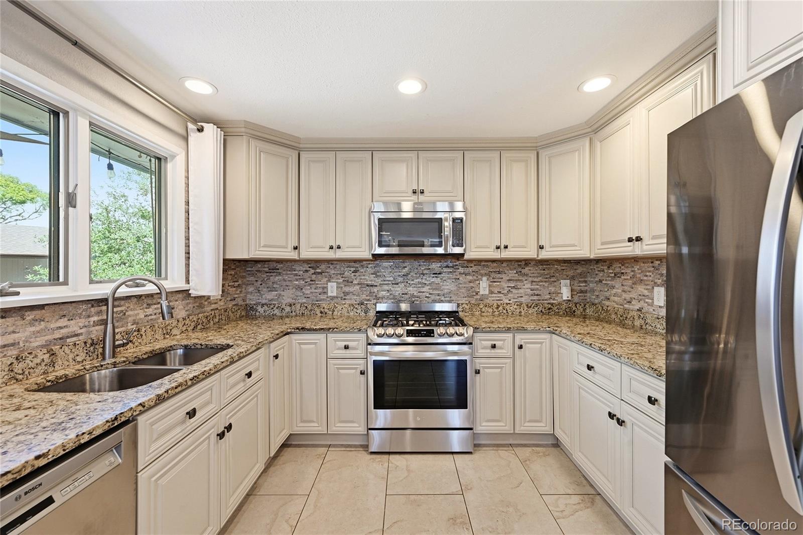 MLS Image #9 for 8241 w pomona drive,arvada, Colorado
