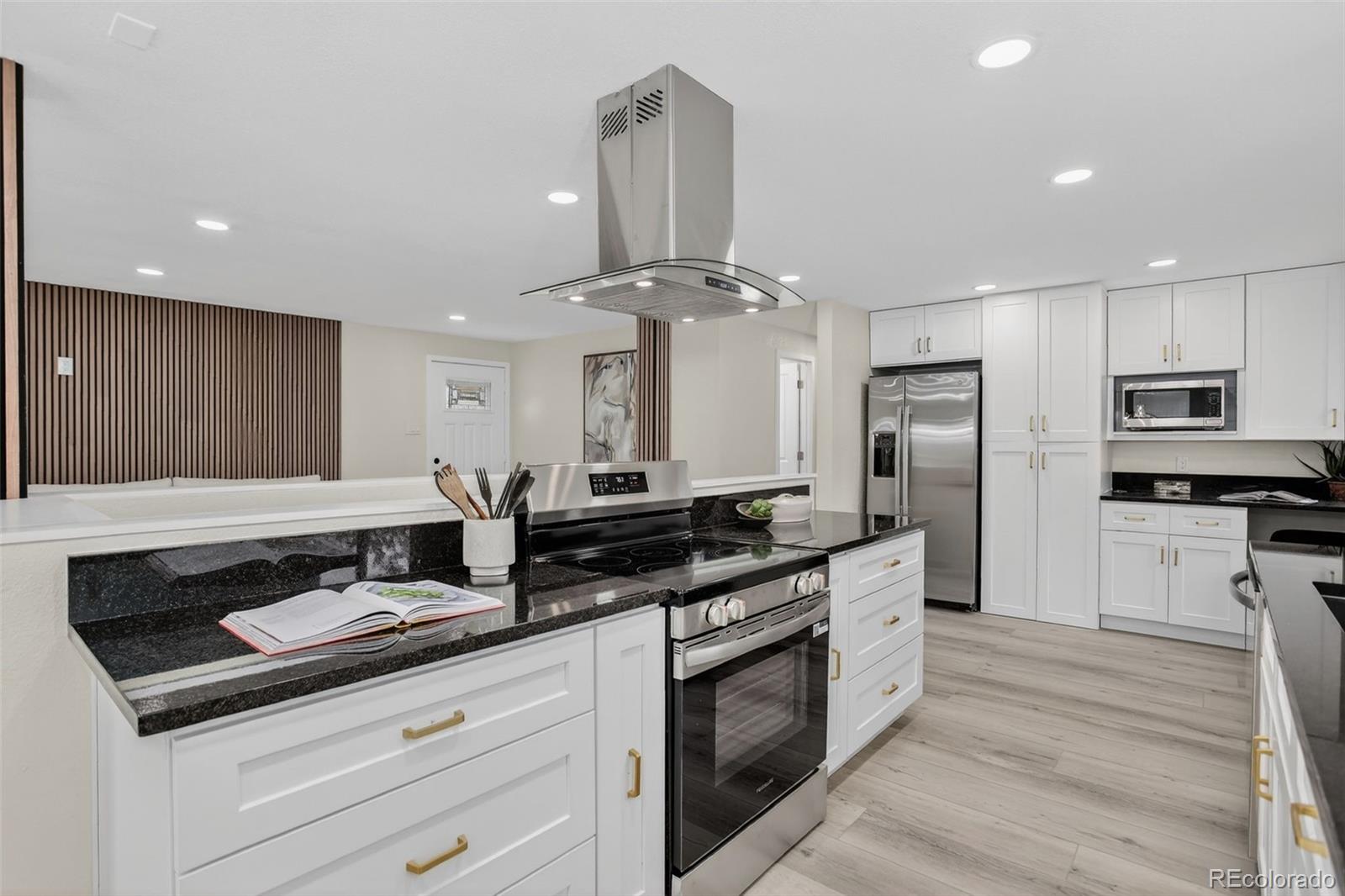 MLS Image #2 for 10523 w 62nd place,arvada, Colorado