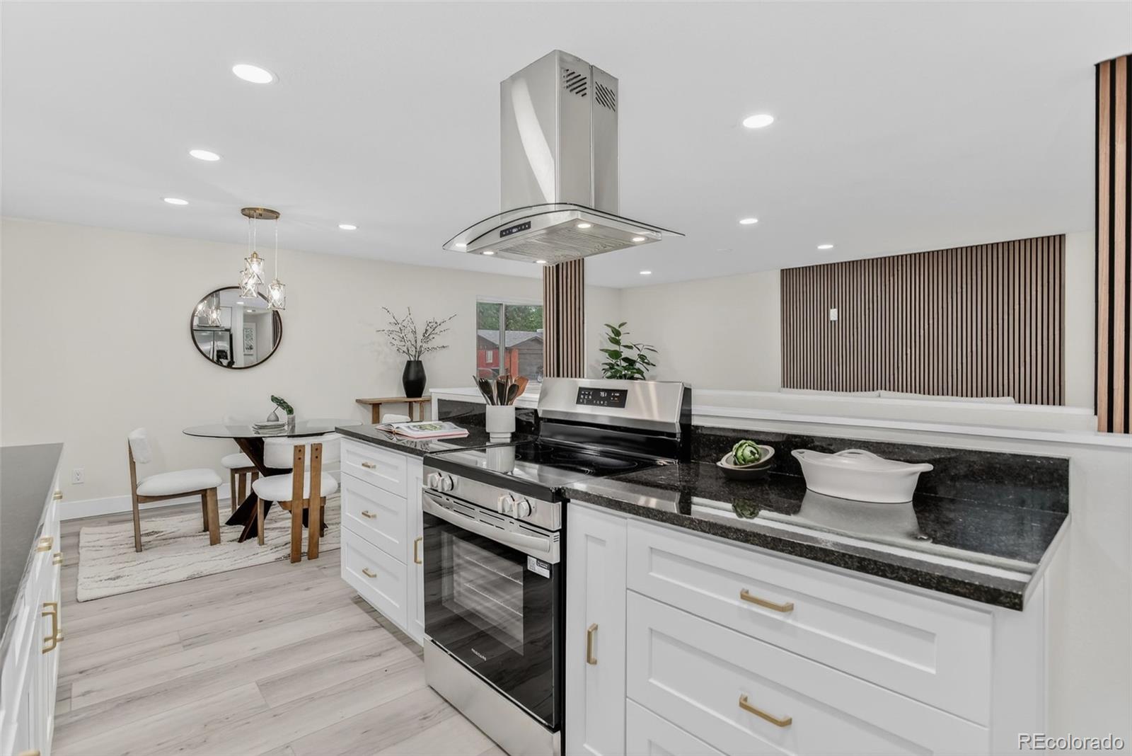 MLS Image #5 for 10523 w 62nd place,arvada, Colorado