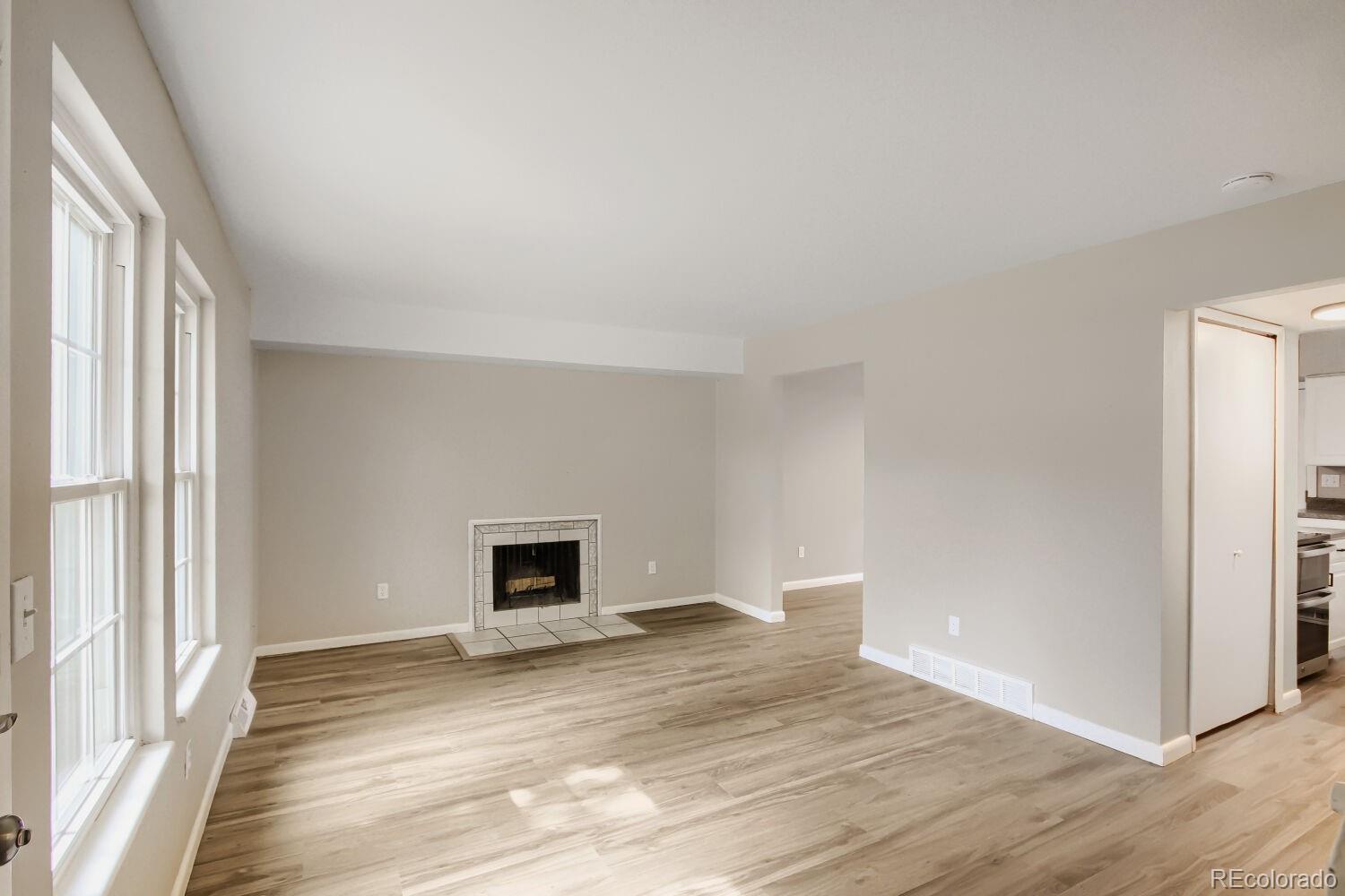 MLS Image #3 for 6013 s sterne parkway ,littleton, Colorado