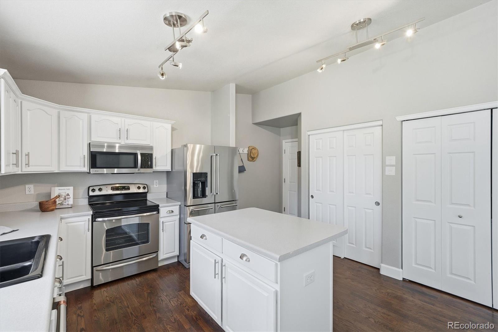 MLS Image #10 for 7248  eagle rock drive,littleton, Colorado