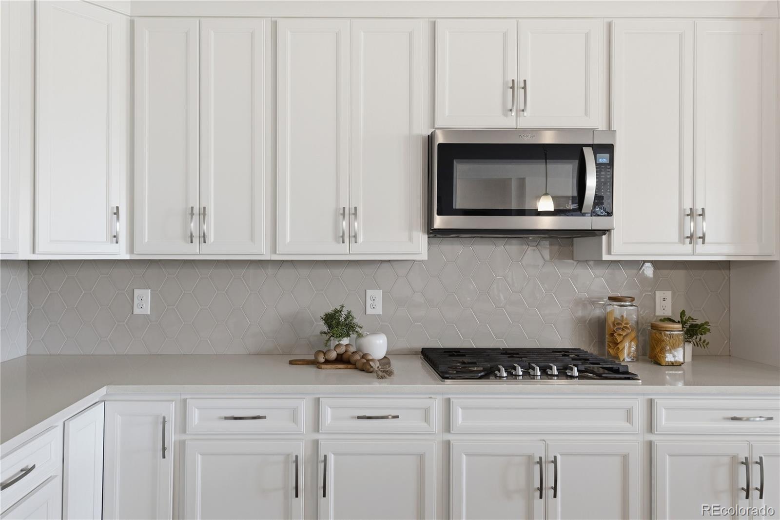 MLS Image #9 for 27141 e frost place,aurora, Colorado