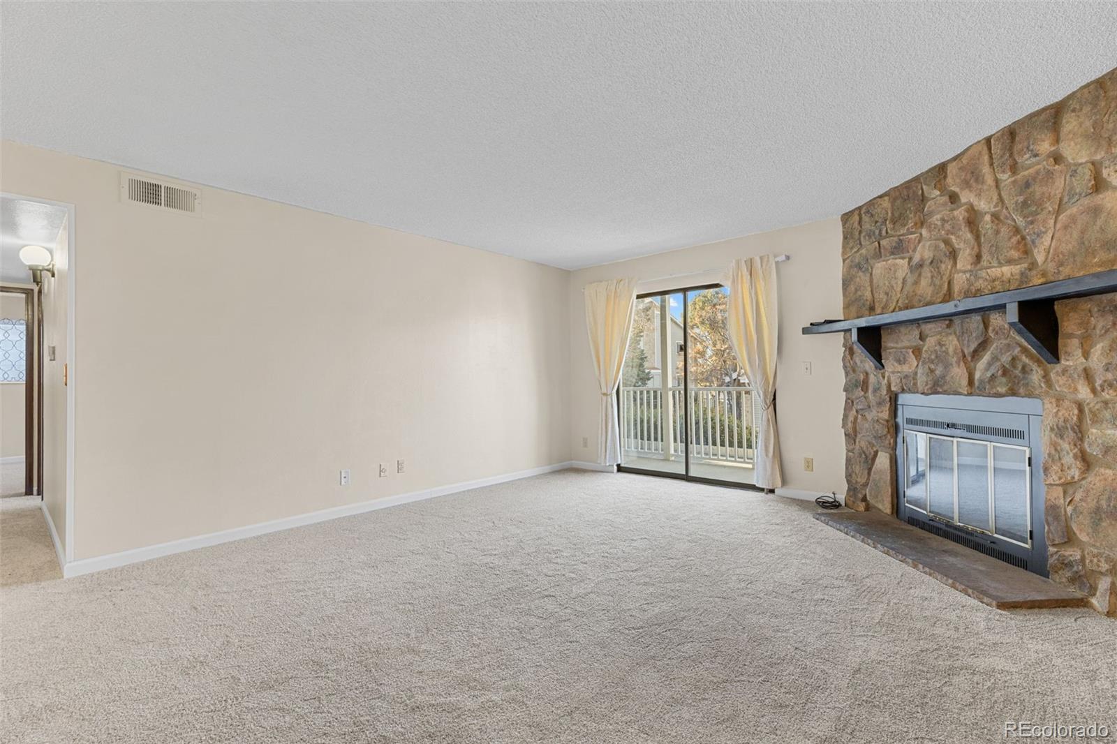 MLS Image #10 for 921  walden street 108,aurora, Colorado