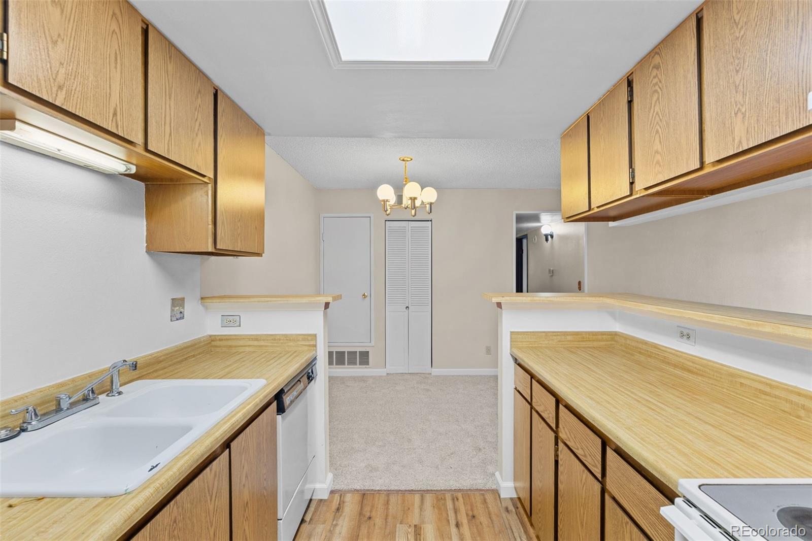 MLS Image #17 for 921  walden street 108,aurora, Colorado