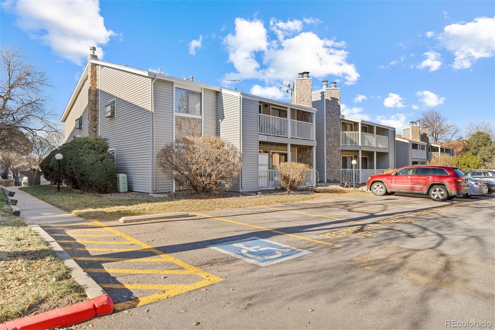 MLS Image #4 for 921  walden street 108,aurora, Colorado