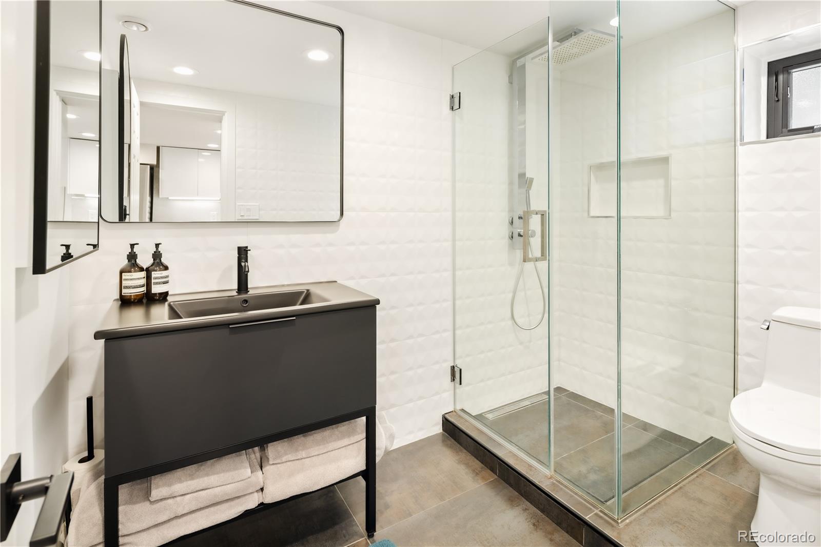 MLS Image #29 for 1453 s lafayette street,denver, Colorado