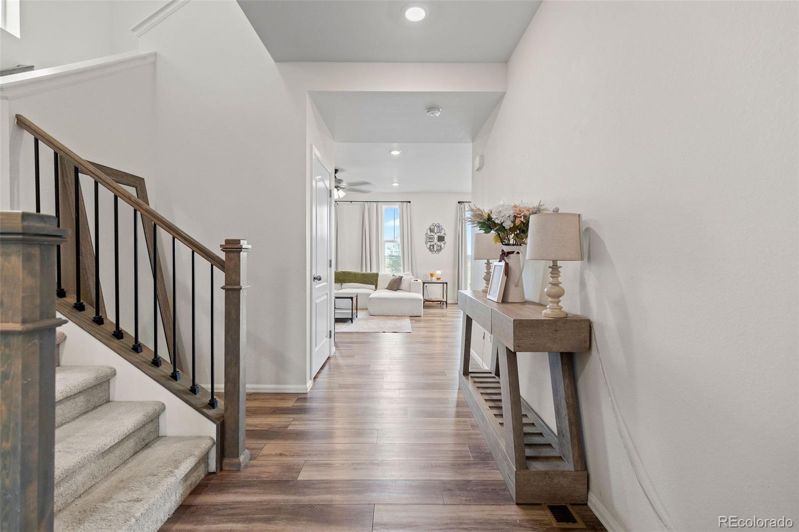 MLS Image #3 for 26361 e 5th place,aurora, Colorado