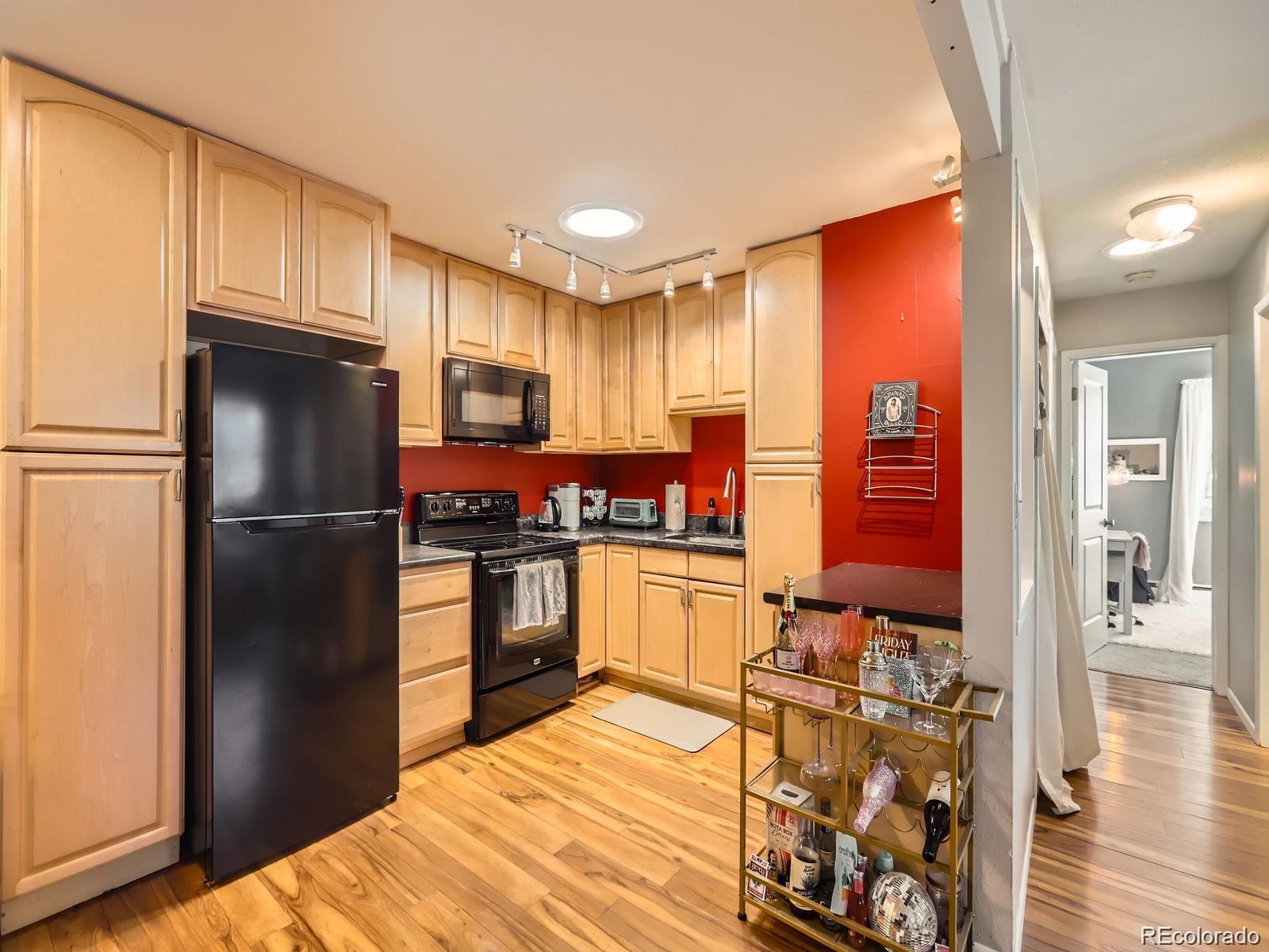 MLS Image #6 for 625  pearl street,boulder, Colorado