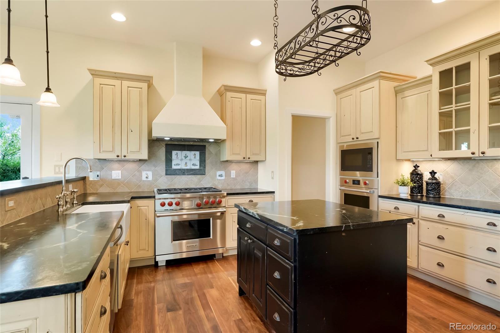 MLS Image #8 for 387  crossing circle,castle pines, Colorado