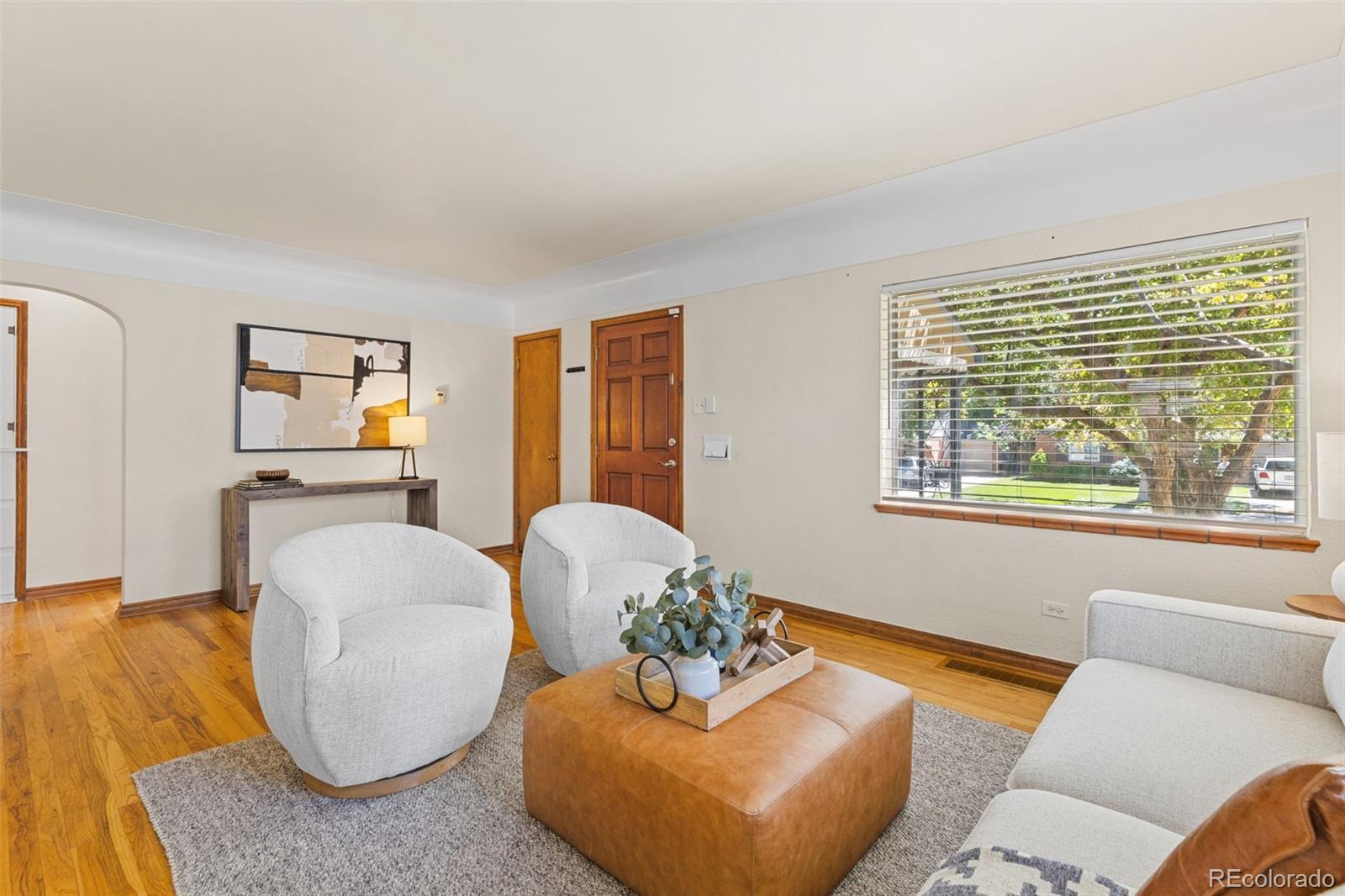 MLS Image #11 for 1129 n jasmine street,denver, Colorado