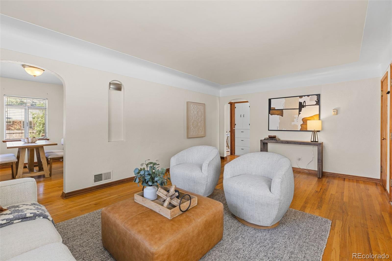 MLS Image #12 for 1129 n jasmine street,denver, Colorado