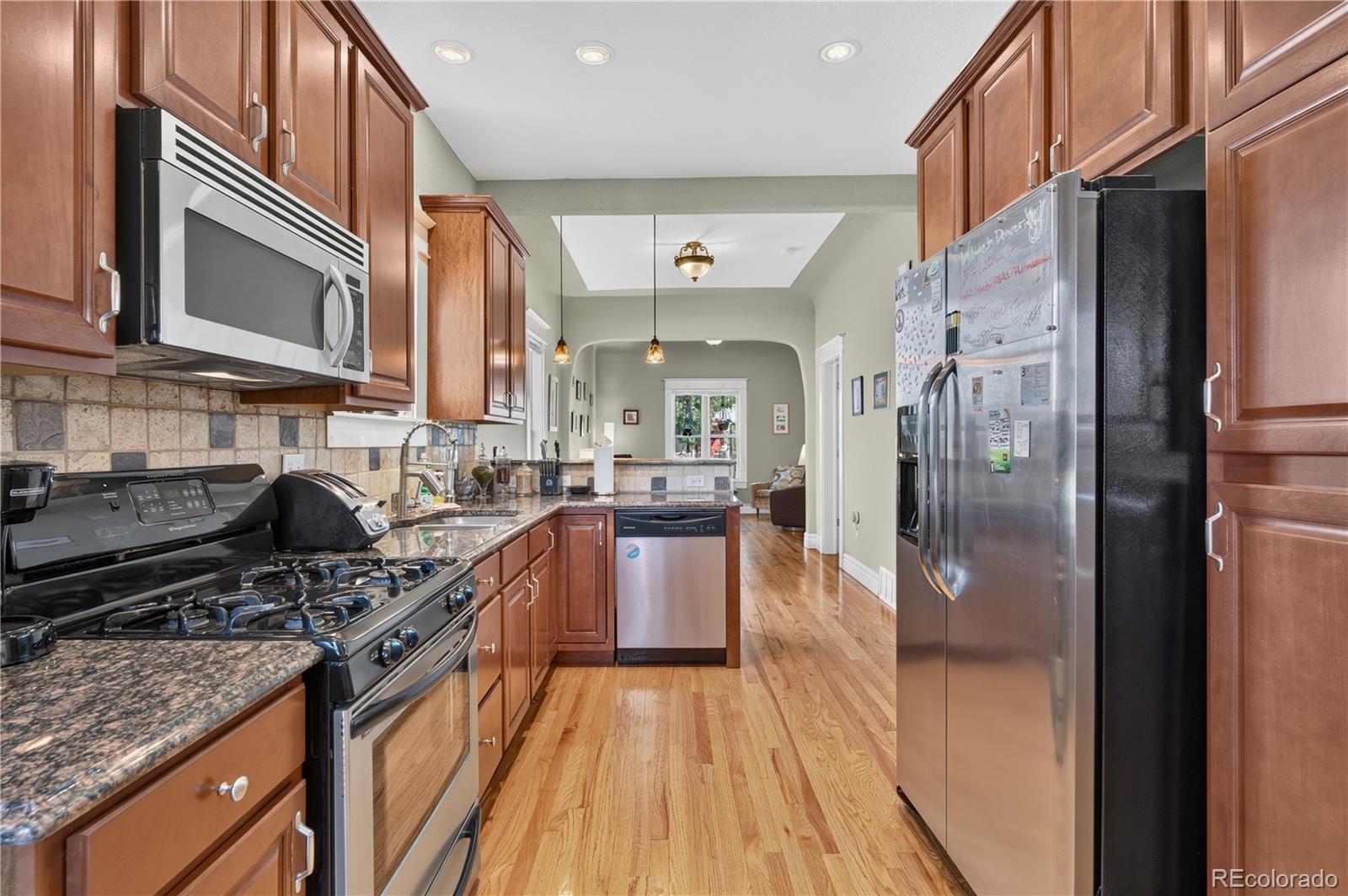 MLS Image #10 for 3038  california street,denver, Colorado